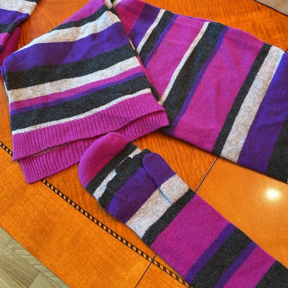 NEW 100% Cashmere set gloves/mittens+  scarf   73 inch by Caroline Grace